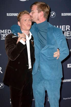 Matthias Schweighöfer and Joko Winterscheidt at the presentation of the Blue Panther TV Streaming Award 2022 at BMW Welt Munich, 19 10 2022 Foto:xF.xKernx xFuturexImage