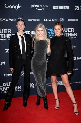 Anita Schaller, Luca Lorenz and Vivien Sterk at the presentation of the Blue Panther TV Streaming Award 2022 at BMW Welt Munich, 19 10 2022 Foto:xF.xKernx xFuturexImage