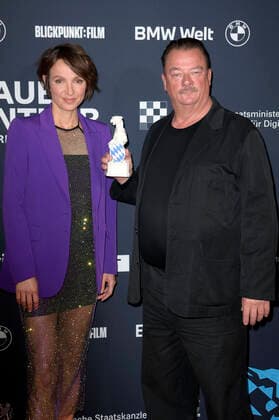 Julia Koschitz and Peter Kurth at the presentation of the Blue Panther TV Streaming Award 2022 at BMW Welt Munich, 19 10 2022 Foto:xF.xKernx xFuturexImage