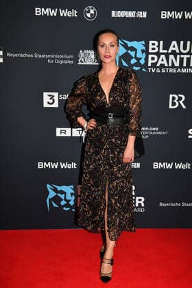 Sina Tkotsch award ceremony Blue Panther TV Streaming Award 2022 honor, award, prize BMW Welt Munich 19 October 2022