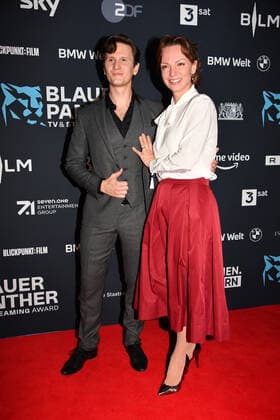 Viola Wedekind award ceremony Blue Panther TV Streaming Award 2022 honor, award, prize BMW World Munich 19 October 2022