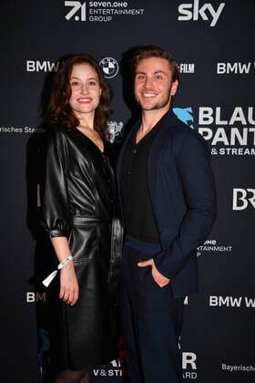 Dominique Devenport and Jannik Schümann Blue Panther TV Streaming Award 2022 Honoring, Award, Prize BMW Welt Munich 19 October 2022