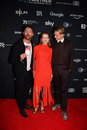 Friedrich Mücke, Alina Tomnikov, Daniel Strässer Blue Panther TV Streaming Award 2022 Honoring, Award, Prize BMW Welt Munich 19 October 2022