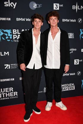 Emil Belton with twin brother Oskar Belton presentation Blue Panther TV Streaming Award 2022 honor, award, prize BMW World Munich 19 October 2022