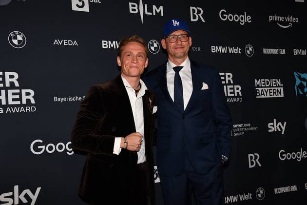 Frank Kusche, Matthias Schweighöfer award ceremony Blue Panther TV Streaming Award 2022 honor, award, prize BMW Welt Munich 19 October 2022