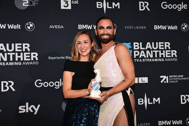 Anna Lena Zwez and Conchita Wurst award ceremony Blue Panther TV Streaming Award 2022 honor, award, prize BMW World Munich 19 October 2022