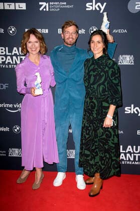 Julia Mehnert, Joko Winterscheidt and Mitra Polzin at the presentation of the Blue Panther TV Streaming Award 2022 at BMW Welt Munich, 19 10 2022 Foto:xF.xKernx xFuturexImage