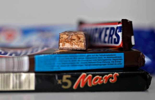 21.10.2022, Zusammenstellung von Produkten aus dem Mars-Lebensmittelkonzern. Thema Streit um Preise: Mars stellt Lieferungen an Rewe und Edeka ein, weil sie die Preiserhöhungen nicht mitgehen. 21.10.2022, Mars Konzern 21.10.2022, Mars Konzern *** 21 10 2022, compilation of products from Mars food group issue dispute over prices Mars stops supplies to Rewe and Edeka for not going along with price increases 21 10 2022, Mars group 21 10 2022, Mars group