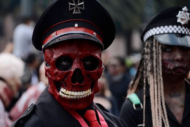 15th Annual Zombie Walk in Mexico October 22, Mexico City, Mexico: A participant walks during the 15th anniversary march of the annual Zombie Walk at Revolution Monumento. on October 22, 2022 in Mexico City, Mexico. (Photo by Carlos Tischler Eyepix Group) Copyright: xCarlosxTischler EyepixxGroupx CT_22102022_79454