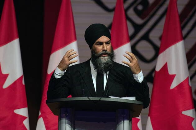 October 22, 2022, Gatineau, PQ, Canada: NDP Leader Jagmeet Singh speaks at the Parliamentary Press Gallery Dinner at the Museum of History in Gatineau, Que., on Saturday, Oct. 22, 2022. Gatineau Canada  - ZUMAc35_ 20221022_zaf_c35_070 Copyright: xSpencerxColbyx