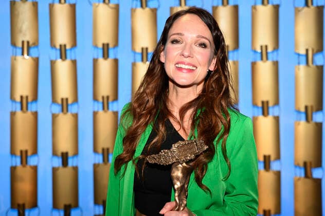 Carolin Kebekus at the award ceremony of the Bavarian Cabaret Prize 2022 in the Lustspielhaus Munich, 24 10 2022 Foto:xR.xHeinex xFuturexImage