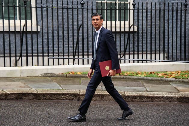 News Themen der Woche KW43 News Bilder des Tages . 25 10 2022. London, United Kingdom. Rishi Sunak Arrives Downing Street. New Prime Minister Rishi Sunak arrives in Downing Street.  xMartynxWheatleyx xi-Imagesx IIM-23881-0013