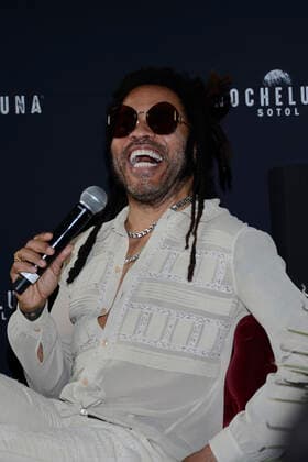 October 25, 2022, Mexico City, Mexico: American singer Lenny Kravitz attends a press conference to promote Nocheluna sotol at Four Season Hotel. on October 25, 2022 in Mexico City, Mexico. Mexico City Mexico - ZUMAe321 20221025_zia_e321_011 Copyright: xCarlosxTischler EyepixxGroupx