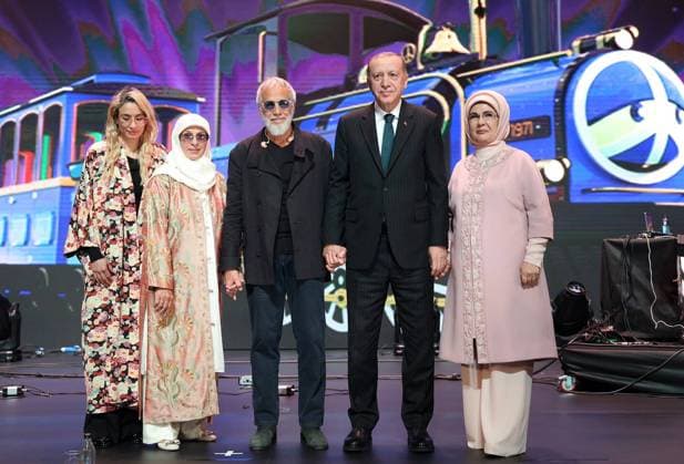 Turkish President Recep Tayyip Erdogan attends a concert for Youssef Islam in Ankara, Turkey Turkish President Recep Tayyip Erdogan attends a concert for Youssef Islam in Ankara, Turkey, on October 26, 2022. Photo by Turkish presidency apaimages Ankara Ankara Turkey 261022_ANKARA_TP_2_00 (3) Copyright: xapaimagesxTurkishxpresidencyx xapaimagesx