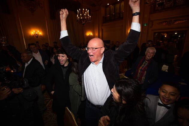 October 26, 2022, Winnipeg, MB, Canada: Tom De Nardi, fundraising chair for the Glen Murray campaign, celebrates prematurely after a media outlet declared a victory for Murray, and then retracted the statement, at Murray™s election night headquarters t the Hotel Fort Garry in Winnipeg, on Wednesday, October 26, 2022. Winnipeg Canada  - ZUMAc35_ 20221026_zaf_c35_151 Copyright: xDanielxCrumpx