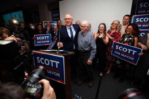 October 26, 2022, Winnipeg, MB, Canada: Scott Gillingham, left, thanks his grandfather, Gordon Alder, during his victory speech after being declared the next mayor of Winnipeg, on Wednesday, October 26, 2022. Winnipeg Canada  - ZUMAc35_ 20221026_zaf_c35_155 Copyright: xDanielxCrumpx