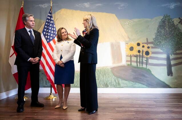 October 27, 2022, Ottawa, ON, CAN: U.S. Secretary of State Antony Blinken meets with Deputy Prime Minister and Minister of Finance Chrystia Freeland and Minister of Foreign Affairs Mo lanie Joly during his official visit to Canada, at Cafe Ukraine in Ottawa, on Thursday, Oct. 27, 2022. Ottawa CAN  - ZUMAc35_ 20221027_zaf_c35_015 Copyright: xJustinxTangx