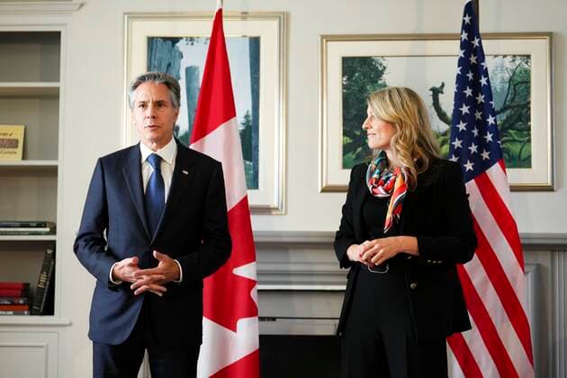 October 27, 2022, Ottawa, ON, CAN: Minister of Foreign Affairs Melanie Joly and US Secretary of State Antony Blinken take part in a bilateral meeting at 7 Rideau Gate in Ottawa, on Thursday, Oct. 27, 2022. Ottawa CAN  - ZUMAc35_ 20221027_zaf_c35_036 Copyright: xSeanxKilpatrickx