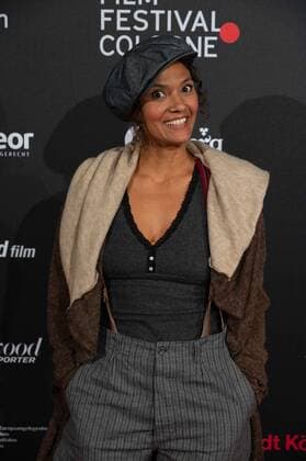 Lucia PERAZA RIOS, actress, red carpet, red carpet show, arrival, arrival, Film Festival Cologne awards in Cologne, 27 10 2022