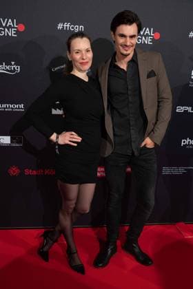 Antonia Bergmann, actress, escort not identified red carpet, red carpet show, arrival, arrival, Film Festival Cologne awards in Cologne, 27 10 2022