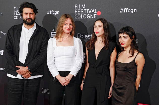 Elmar Imanov, Eva Blondiau, Taki Mumladze and Mariam Khundadze at the Film Festival Cologne Awards ceremony at 32 Film Festival Cologne 2022 at E Werk Köln, 27 10 2022. Foto:xR.xSchmiegeltx xFuturexImage