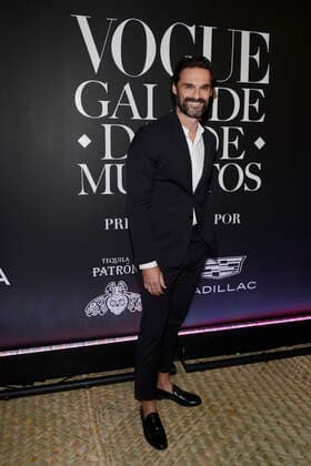 Day Of The Dead Vogue Gala Black Carpet October 27, 2022, Mexico City, Mexico: Ivan Sanchez attends the black carpet of Day of the Dead Gala by Vogue at National Numismatic Museum. on October 27, 2022, Mexico City, Mexico. (Photo by Carlos Tischler Eyepix Group) Copyright: xCarlosxTischler xEyepixxGroupx CT_27102022_79894