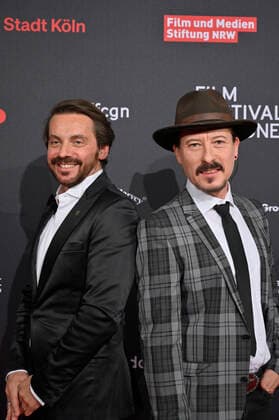 Romano Brusa and Dean Baykan at the Film Festival Cologne Awards at the 32 Film Festival Cologne 2022 at E Werk Cologne, 27 10 2022. Foto:xD.xAnoraganingrumx xFuturexImage