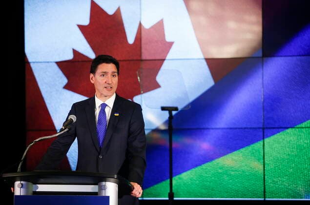October 28, 2022, WINNIPEG, MB, CANADA: Prime Minister Justin Trudeau attends and speaks at the opening ceremony of the Triennial Congress of Ukrainian Canadians at the Delta hotel in Winnipeg, Friday, Oct. 28, 2022. WINNIPEG CANADA  - ZUMAc35_ 20221028_zaf_c35_068 Copyright: xJohnxWoodsx