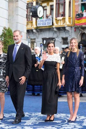 28-10-2022 Campoamor King Felipe and Queen Letizia and Princess Sofia attend the 2022 Princess of Asturias award ceremony at the Campoamor theatre in Oviedo. No Spain Â  Copyright: xPPEx