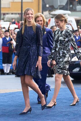 28-10-2022 Campoamor Princess Leonor and Princess Sofia and Queen Sofia attend the 2022 Princess of Asturias award ceremony at the Campoamor theatre in Oviedo. No Spain Â  Copyright: xPPEx