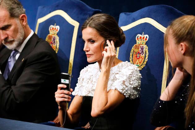 28-10-2022 Campoamor King Felipe and Queen Letizia and Princess Sofia attend the 2022 Princess of Asturias award ceremony at the Campoamor theatre in Oviedo. No Spain Â  Copyright: xPPEx