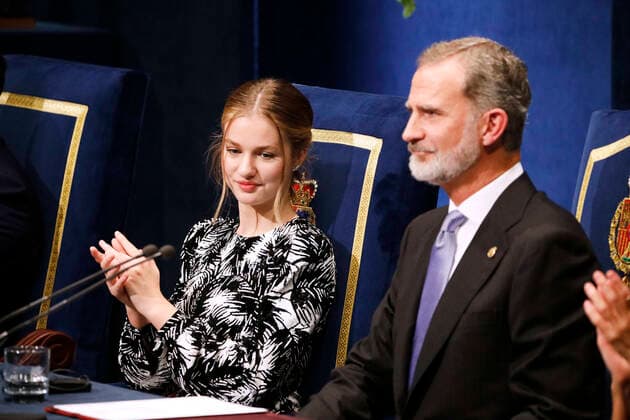 28-10-2022 Campoamor Princess Leonor and King Felipe attend the 2022 Princess of Asturias award ceremony at the Campoamor theatre in Oviedo. No Spain Â  Copyright: xPPEx
