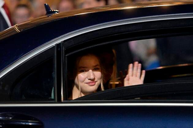 Spanish King Felipe VI and Queen Letizia with daughters Princess of Asturias Leonor de Borbon and Sofia de Borbon and Queen Sofia Leaves the Princess of Asturias Awards 2022 in Oviedo, on Friday 29 October 2022 Cordon Press
