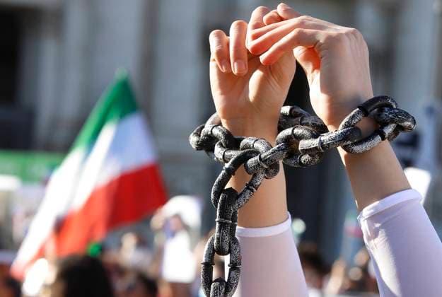 Rome, Demonstration of Iranian students against violence and Sharia obligations in Iran, in Piazza San Giovanni. Pictured:  Copyright: xPieroxTenaglix xipa-agency.netx xPieroxTenaglix