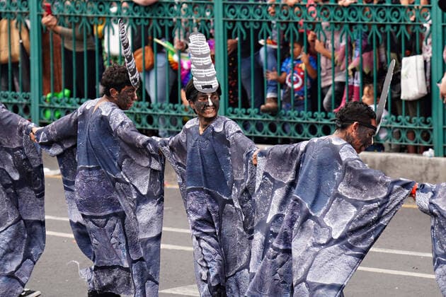 Mexiko, Feierlichkeiten zum Tag der Toten October 29, 2022, Mexico City, DF Mexico, Mexico: Costumed performers dance during the Grand Parade of the Dead to celebrate Dia de los Muertos holiday on Paseo de la Reforma, October 29, 2022 in Mexico City, Mexico. Mexico City Mexico - ZUMAe02_ 20221029_zaf_e02_021 Copyright: xRichardxEllisx