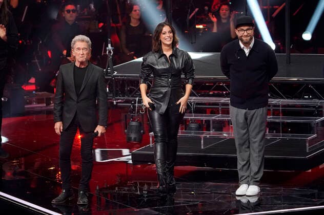 Bilder des Jahres 2022, Entertainment 10 Oktober Entertainment Themen der Woche KW43 Peter Maffay, Stefanie Kloß und Mark Forster im Halbfinale der 12. Staffel der Castingshow The Voice of Germany 2022 im Studio Berlin Adlershof. Berlin, 28.10.2022 *** Peter Maffay, Stefanie Kloß and Mark Forster in the semi-finals of the 12 season of the casting show The Voice of Germany 2022 in Studio Berlin Adlershof Berlin, 28 10 2022 Foto:xT.xBartillax xFuturexImage