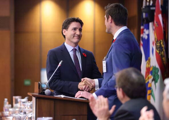 November 2, 2022, Ottawa, ON, Canada: Prime Minister Justin Trudeau is welcomed by Member of Parliament for Whitby Ryan Turnbull at a Sustainable Finance Forum on Parliament Hill in Ottawa on Wednesday, November 2, 2022. Ottawa Canada  - ZUMAc35_ 20221102_zaf_c35_108 Copyright: xPatrickxDoylex