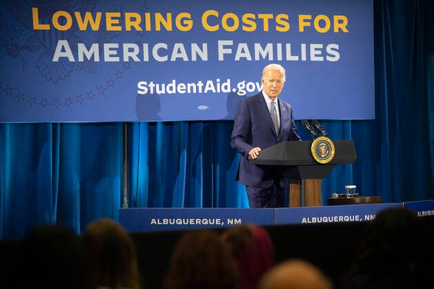 November 3, 2022, Albuquerque, New Mexico, USA: Journal .2022.U.S President Joe Biden visits CNM to address his initiative to erase student loans. Photographed on Thursday November 3 , 2022. JOURNAL Albuquerque USA - ZUMAab1_ 20221103_zaf_ab1_023 Copyright: xAdolphexPierre-Louisx