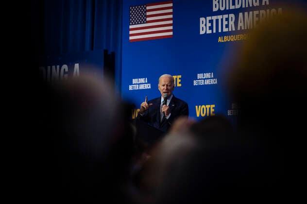 November 3, 2022, USA: President Joe Biden speaks to his supporters during a Democratic rally held at the Ted M. Gallegos Community Center in southwest Albuquerque, N.M., on Thursday, Nov. 3, 2022. USA - ZUMAab1_ 20221103_zaf_ab1_030 Copyright: xAlbuquerquexJournalx