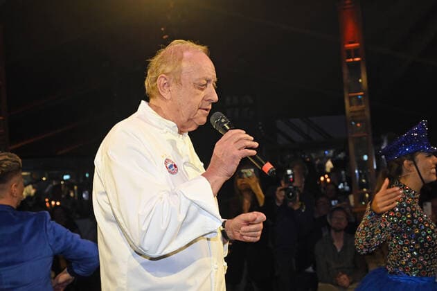 Entertainment Themen der Woche KW44 Entertainment Bilder des Tages Alfons Schuhbeck Schuhbecks teatro Neue Saison Moona Zelt München 03. Nobember 2022 *** Alfons Schuhbeck Schuhbecks teatro New Season Moona Tent Munich 03 Nobember 2022