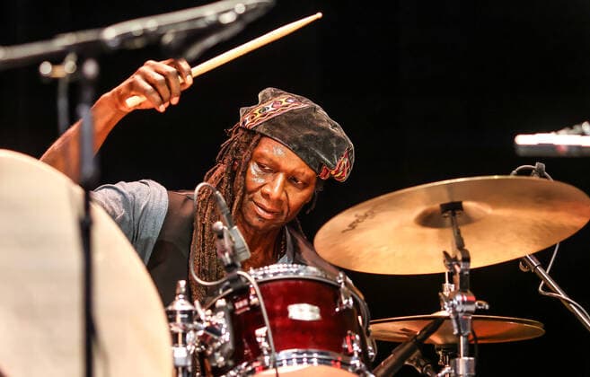 Entertainment Themen der Woche KW44 Konzert von Hamid Drake™s Turiya @ Haus der Berliner Festspiele Berlin, Jazzfest Berlin Hamid Drake™s Turiya: Honoring Alice Coltrane NaÃ¯ssam Jalal Flöte Sheila Maurice-Grey Trompete Jan Bang Elektronik Jamie Saft Klavier, Tasteninstrumente, Fender Rhodes Pasquale Mirra Vibrafon, Perkussion Joshua Abrams Kontrabass, Gimbri Hamid Drake Schlagzeug, Perkussion, Gesang *** Concert by Hamid Drake™s Turiya @ Haus der Berliner Festspiele Berlin, Jazzfest Berlin Hamid Drake™s Turiya Honoring Alice Coltrane NaÃ¯ssam Jalal Flute Sheila Maurice Grey Trumpet Jan Bang Electronics Jamie Saft Piano, Keyboards, Fender Rhodes Pasquale Mirra Vibraphone, Percussion Joshua Abrams Double Bass, Gimbri Hamid Drake Drums, Percussion, Vocals