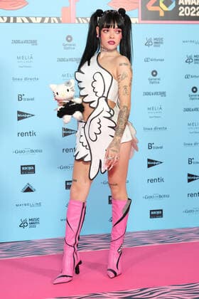 November 4, 2022, Madrid, Spain: La Xinni Loko attends the red carpet for the LOS40 Music Awards 2022 at the WiZink Center in Madrid. Madrid Spain - ZUMAs197 20221104_zaa_s197_159 Copyright: xAtilanoxGarciax