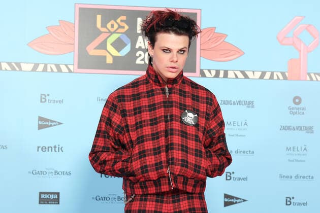 November 4, 2022, Madrid, Spain: Dominic Richard Harrison, known professionally as YUNGBLUD attends the red carpet for the LOS40 Music Awards 2022 at the WiZink Center in Madrid. Madrid Spain - ZUMAs197 20221104_zaa_s197_162 Copyright: xAtilanoxGarciax