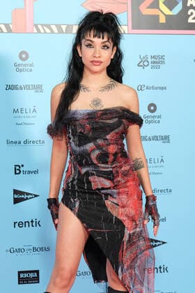 November 4, 2022, Madrid, Spain: Maria Becerra attends the red carpet for the LOS40 Music Awards 2022 at the WiZink Center in Madrid. Madrid Spain - ZUMAs197 20221104_zaa_s197_194 Copyright: xAtilanoxGarciax
