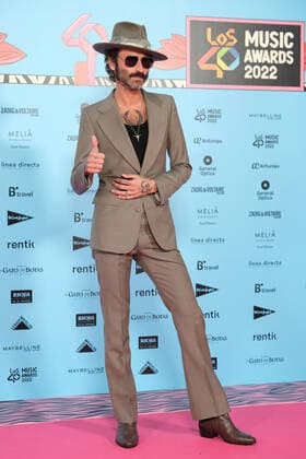 November 4, 2022, Madrid, Spain: JosÃ Miguel Conejo Torres, better known as Leiva attends the red carpet for the LOS40 Music Awards 2022 at the WiZink Center in Madrid. Madrid Spain - ZUMAs197 20221104_zaa_s197_211 Copyright: xAtilanoxGarciax