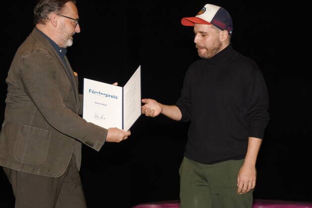 Anton Biebl Kulturreferent Emre Akal Foerderpreis Theater 2020 Prize winner Munich 06 11 2022 Muenchner Kammerspiele Theater Foerderpreis Award of the City of Munich