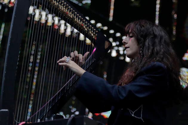Kety Fusco, Italian Harpist, Offers A Concert On The Occasion Of The 25th Anniversary Of The EuroJazz Festival In Mexico City Kety Fusco, Italian harpist, during a concert on the occasion of the 25th Anniversary of the EuroJazz Festival in the green areas of the Centro Nacional de las Artes (CENART) in Mexico City, whose music is a mixture of electronic rhythms, danceable with harp, research applied to experimentation and contemporary music. Mexico City Mexico City Mexico  Copyright: xGerardoxVieyrax originalFilename: vieyra-notitle221106_npPEW.jpg