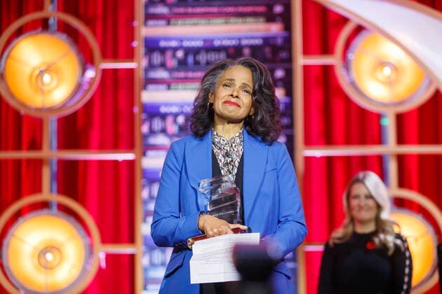 November 7, 2022, TORONTO, ON, CANADA: Suzette Mayr accepts her award as the 2022 Scotiabank Giller Prize winner in Toronto, Monday, Nov. 7, 2022. TORONTO CANADA  - ZUMAc35_ 20221107_zaf_c35_146 Copyright: xColexBurstonx