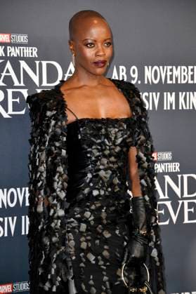Florence Kasumba beim Screening des Kinofilms Black Panther: Wakanda Forever im UCI Luxe Mercedes Platz. Berlin, 07.11.2022 *** Florence Kasumba at the screening of the feature film Black Panther Wakanda Forever at UCI Luxe Mercedes Platz Berlin, 07 11 2022 Foto:xN.xKubelkax xFuturexImage