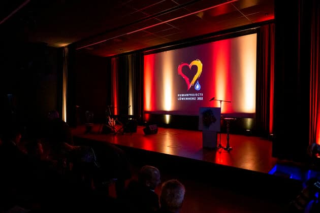 LIONHEART PEACE AWARD 2022 FOR BODO RAMELOW 09 11 2022 Weimar The awarding of the Lionheart Peace Prize, for persons who have rendered outstanding services to peace and reconciliation, to Bodo Ramelow on November 9, 2022 in the cinema hall of the Buchenwald Concentration Camp Memorial.